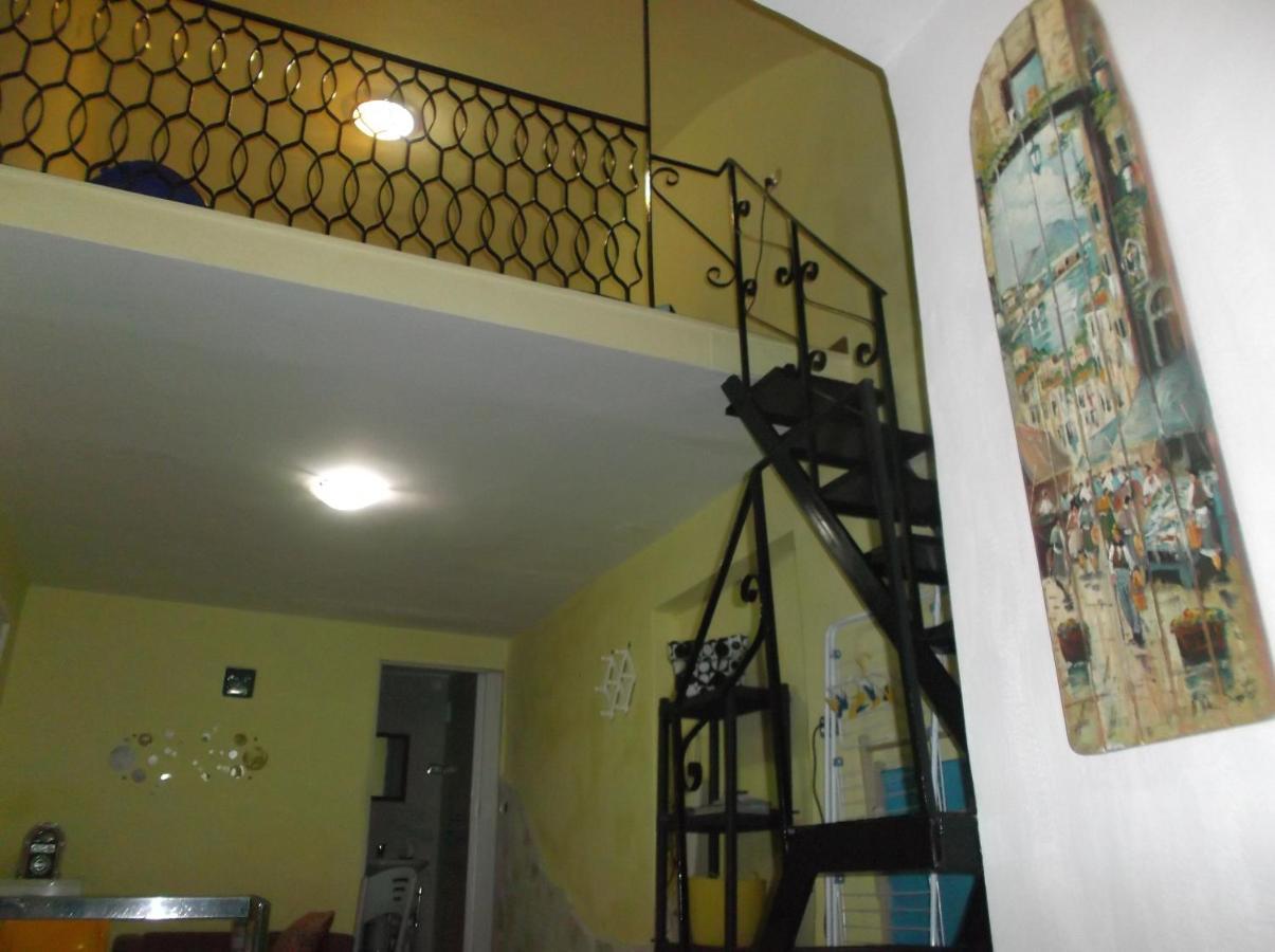 הוילה Monolocale Fronte Strada Napoli Centro Storico מראה חיצוני תמונה
