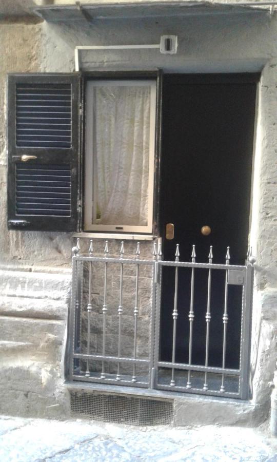 הוילה Monolocale Fronte Strada Napoli Centro Storico מראה חיצוני תמונה
